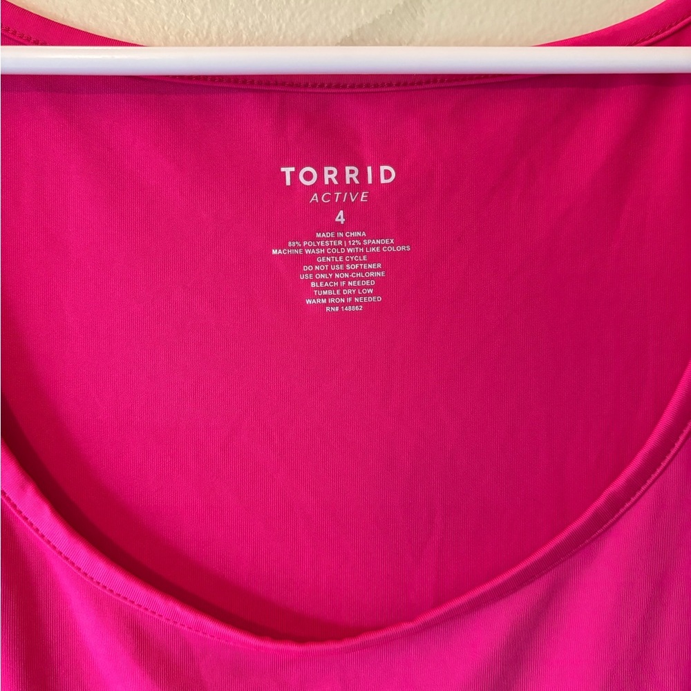 Torrid Active Hot Pink Women's Tank Top w/ Ruched Sides, Size 4X - Picture 2 of 3